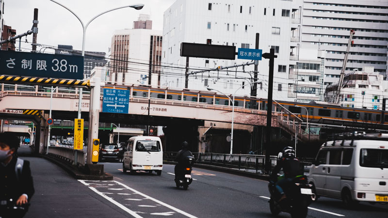 Eine Kreuzung in Tokio.